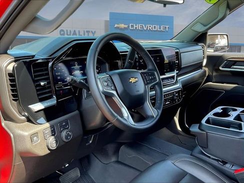 New 2025 Chevrolet Silverado 1500 LT AWD/4WD image 9