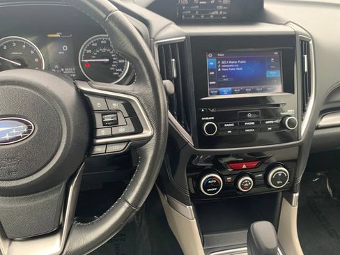 Used 2020 Subaru Forester Premium AWD/4WD image 9