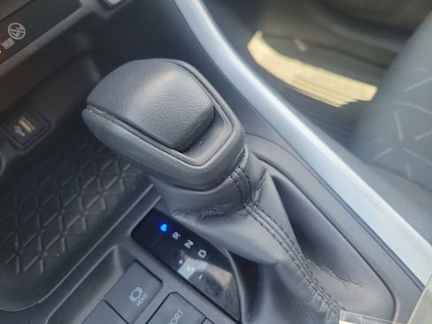 Used 2024 Toyota RAV4 XLE w/ Convenience Package image 28