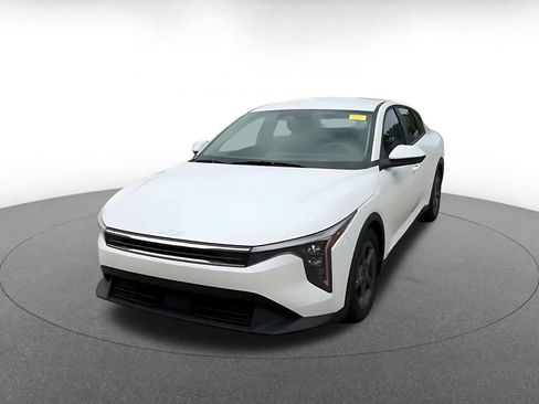Used 2026 Kia K4 FWD image 5