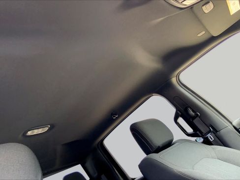 Used 2022 RAM 1500 Lone Star AWD/4WD image 14
