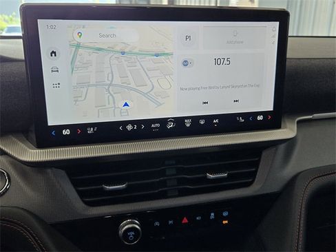 New 2025 Ford Explorer ST-Line w/ Premium Package image 17