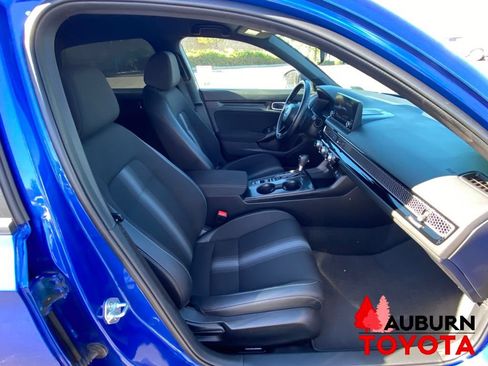 Used 2023 Honda Civic Sport image 12