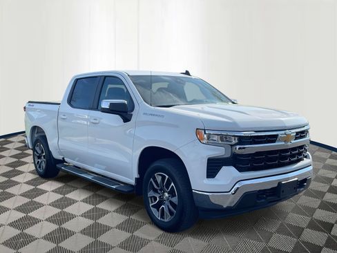 Used 2022 Chevrolet Silverado 1500 LT image 3