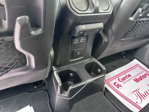 Used 2020 Jeep Wrangler Unlimited Rubicon w/ Cold Weather Group AWD/4WD image 8