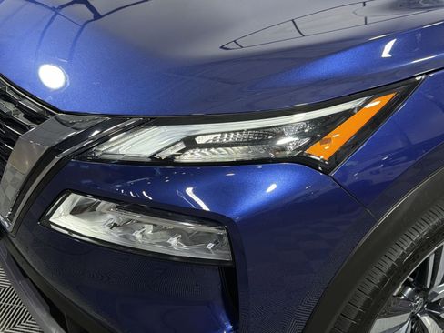Used 2021 Nissan Rogue SL w/ Premium Package AWD/4WD image 13
