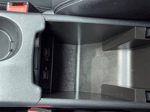 Used 2020 Mercedes-Benz GLA 250 image 31