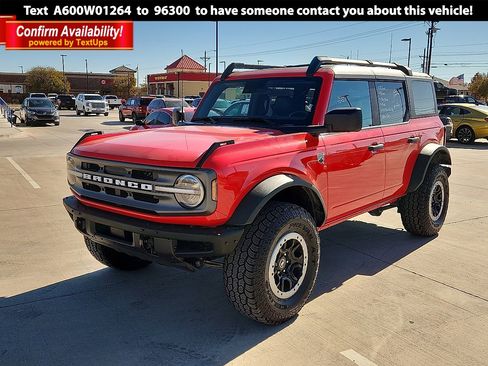 Used 2023 Ford Bronco Big Bend w/ Sasquatch Package image 1