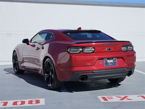 Used 2020 Chevrolet Camaro LT w/ RS Package image 5