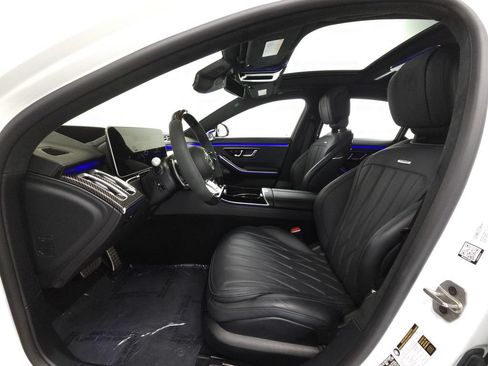 Used 2025 Mercedes-Benz S 63 AMG S image 8