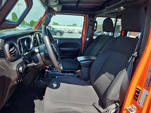 Used 2023 Jeep Wrangler Unlimited w/ 8.4" Radio Group AWD/4WD image 3