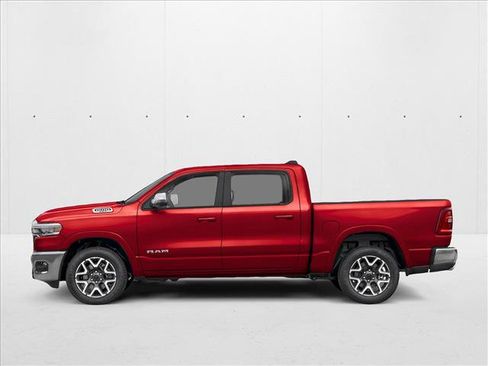 New 2026 RAM 1500 Laramie AWD/4WD image 3