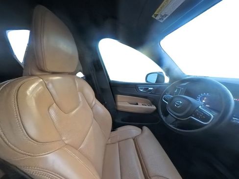 Used 2024 Volvo XC60 T8 Ultimate w/ Protection Package Premier image 27