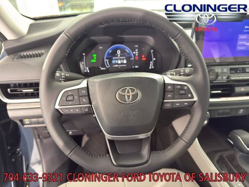 New 2026 Toyota Grand Highlander XLE image 25