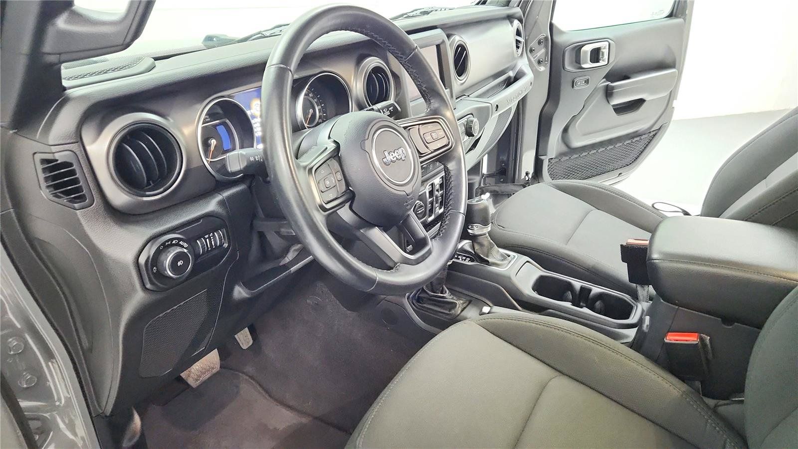 Used 2021 Jeep Wrangler Unlimited Sport AWD/4WD image 16