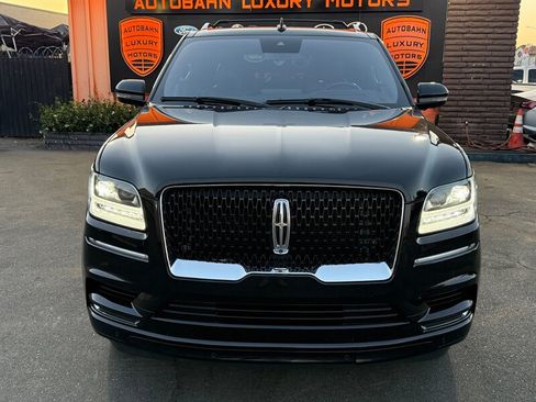 Used 2020 Lincoln Navigator L Reserve w/ Equipment Group 208A Reserve AWD/4WD image 3