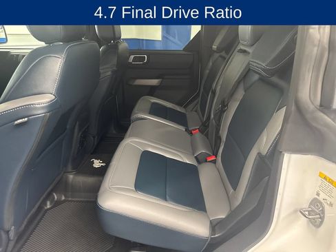 Used 2022 Ford Bronco Outer Banks w/ Sasquatch Package AWD/4WD image 27