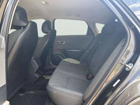 Used 2025 Kia K4 FWD image 30
