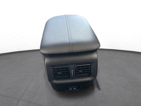 Used 2022 Toyota RAV4 Limited w/ Limited Grade Weather Package FWD image 17