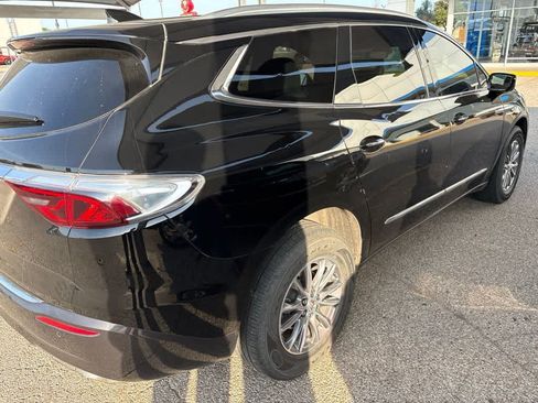 Used 2024 Buick Enclave Essence FWD image 8