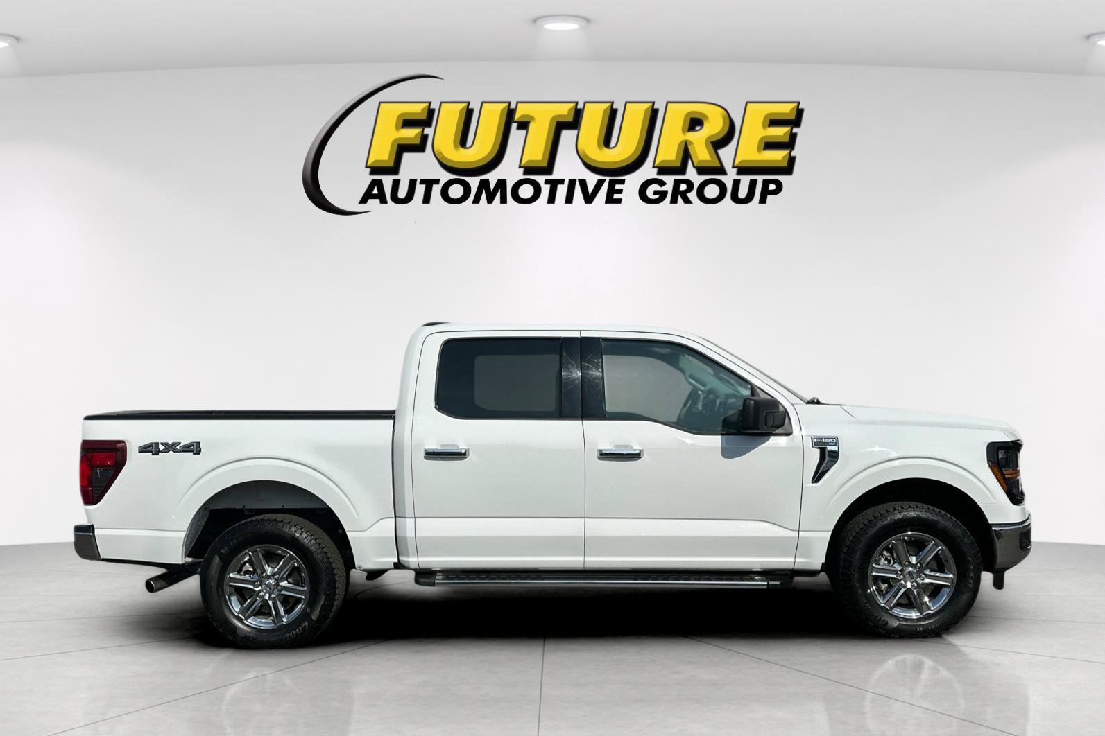 Used 2025 Ford F150 XLT w/ Equipment Group 301A Standard AWD/4WD image 3
