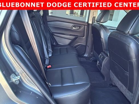 Used 2023 Nissan Rogue SL w/ SL Premium Package image 26