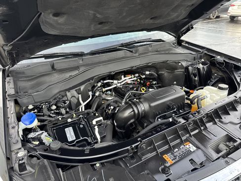 Certified 2022 Ford Explorer XLT w/ Equipment Group 202A image 47