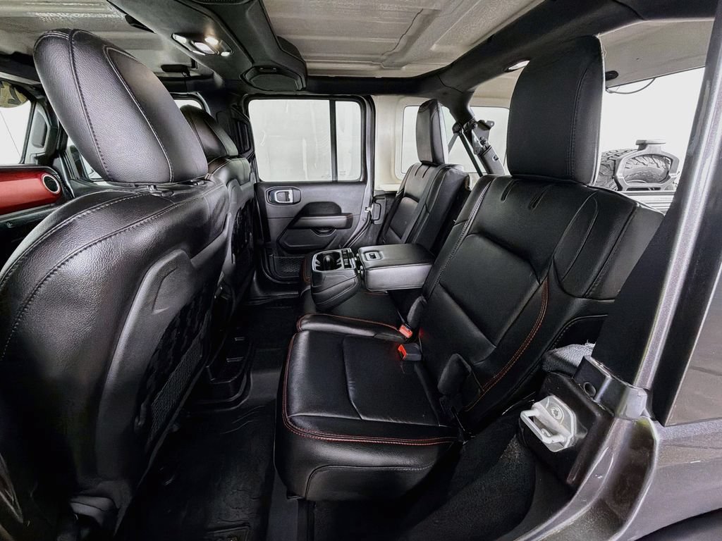 Used 2021 Jeep Wrangler Unlimited Rubicon w/ Uconnect 4C Nav & Sound Group AWD/4WD image 25