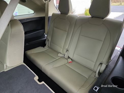 Used 2020 Acura MDX SH-AWD w/ Technology Package image 11