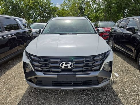 Used 2025 Hyundai Tucson SEL FWD image 2