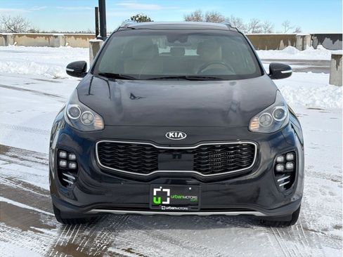 Used 2017 Kia Sportage SX image 2