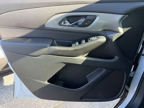 Certified 2023 Chevrolet Traverse LT image 27