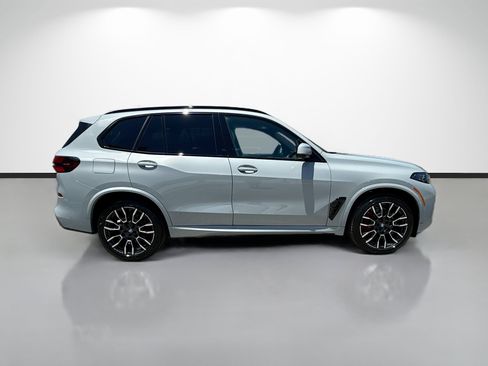 New 2026 BMW X5 sDrive40i w/ M Sport Package RWD image 2