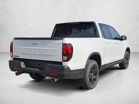 New 2026 Honda Ridgeline Black Edition image 2