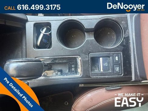 Used 2018 Subaru Outback 3.6R Touring AWD/4WD image 19