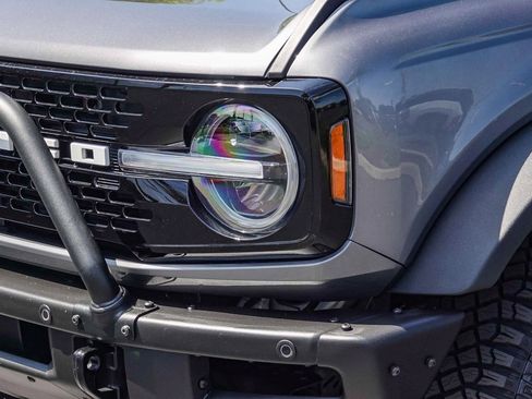 Certified 2021 Ford Bronco Wildtrak image 8