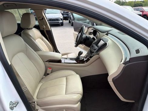 Used 2016 Buick LaCrosse Sport Touring FWD image 26