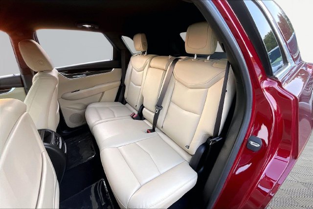 Used 2018 Cadillac XT5 FWD image 15