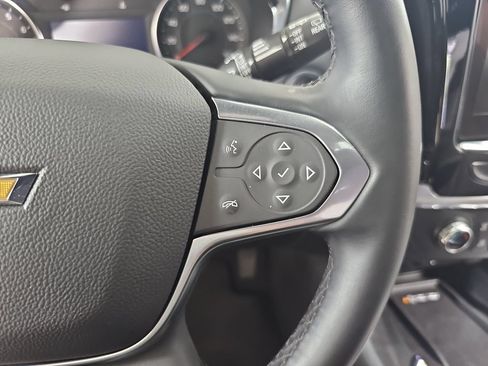 Used 2023 Chevrolet Traverse LT AWD/4WD image 25