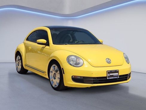 Used 2015 Volkswagen Beetle 1.8T FWD image 3