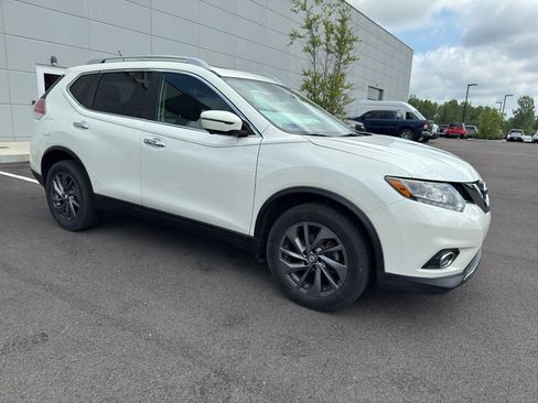 Used 2016 Nissan Rogue SL w/ SL Premium Package AWD/4WD image 5
