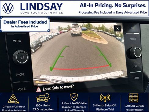 Used 2023 Volkswagen Taos SE w/ Panoramic Sunroof Package AWD/4WD image 16