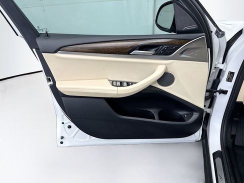 Used 2021 BMW X3 xDrive30e w/ Premium Package image 23