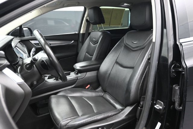 Used 2019 Cadillac XT5 Luxury FWD image 5