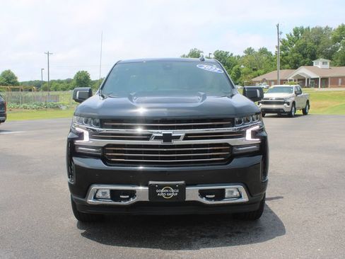 Used 2022 Chevrolet Silverado 1500 High Country w/ Safety Package II AWD/4WD image 3