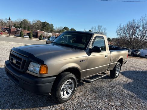 Used 2004 Ford Ranger XL image 1