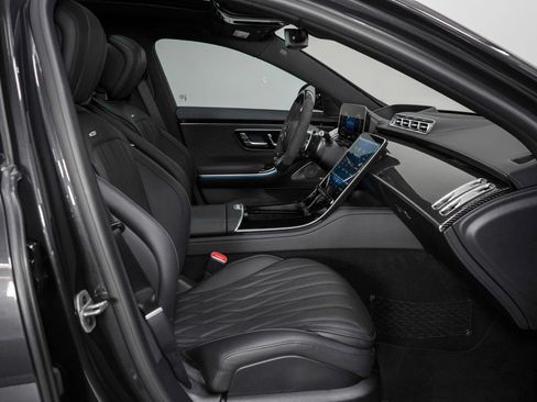 Used 2025 Mercedes-Benz S 63 AMG S image 26