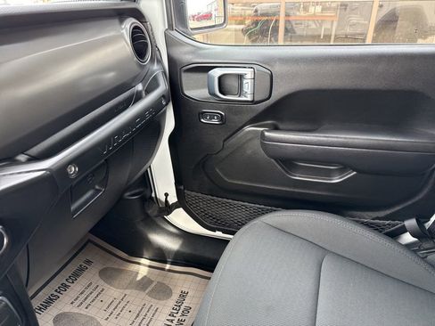 Used 2022 Jeep Wrangler Unlimited Sport image 55