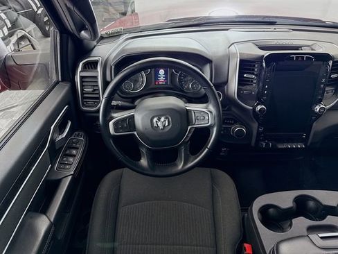 Used 2024 RAM 2500 Big Horn w/ Sport Appearance Package image 21