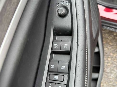 New 2025 Jeep Grand Cherokee L Limited image 18